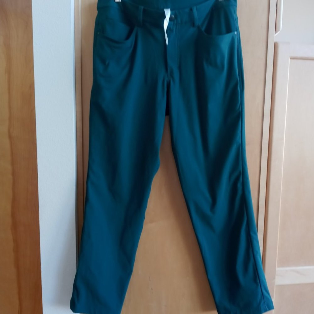 Men Lululemon Green Pants